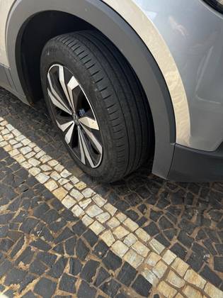 VOLKSWAGEN T-CROSS 1.0 200 TSI TOTAL FLEX COMFORTLINE AUTOMÁTICO